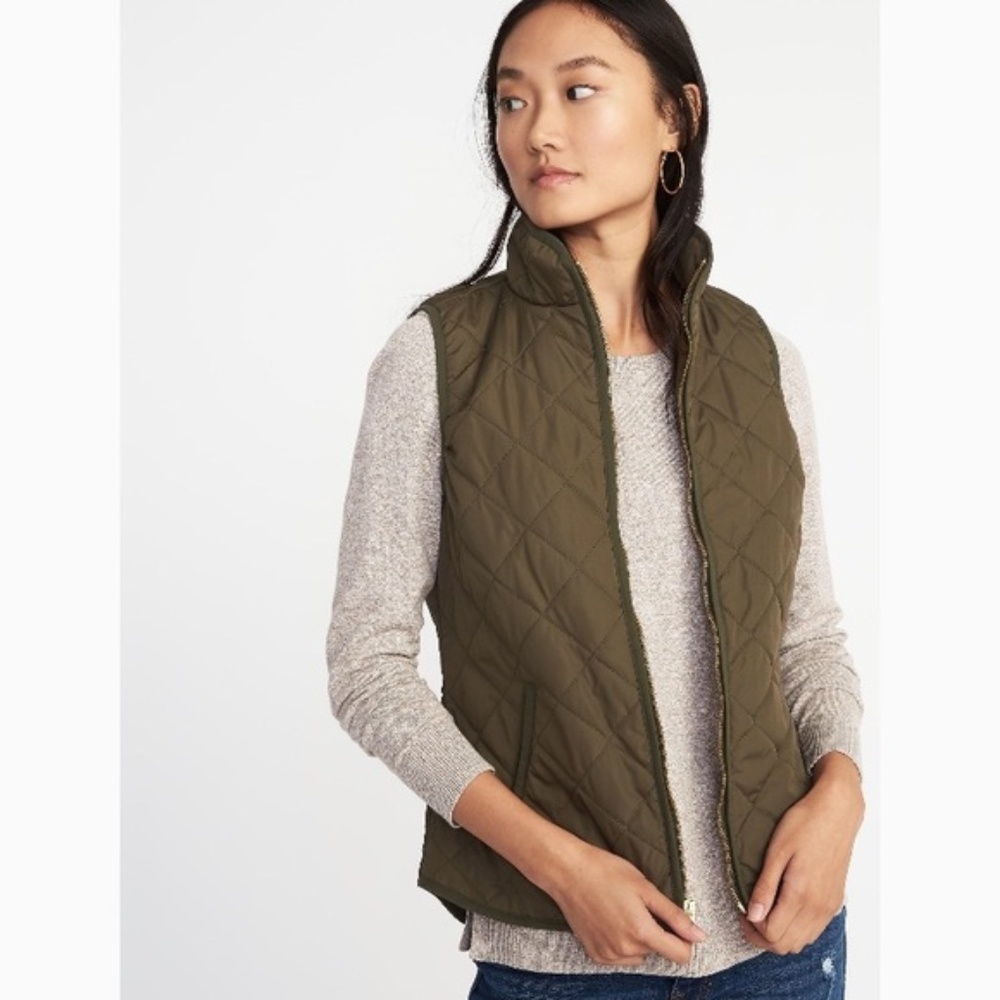 Old Navy Green Quilted Vest  Medium